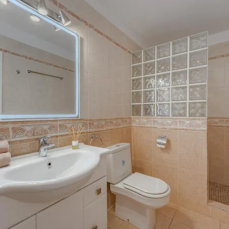 Cozy Spacious Seaview 300m Daire Costa Adeje